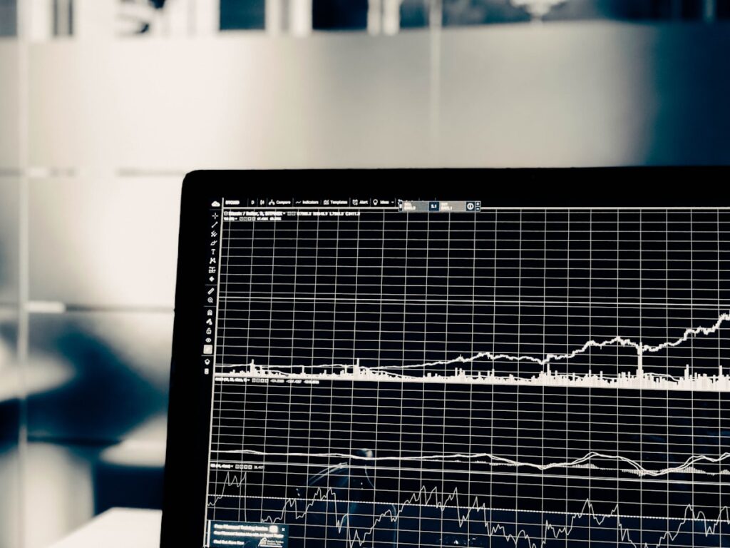 Federal Reserve building representing monetary policy and rate decisions